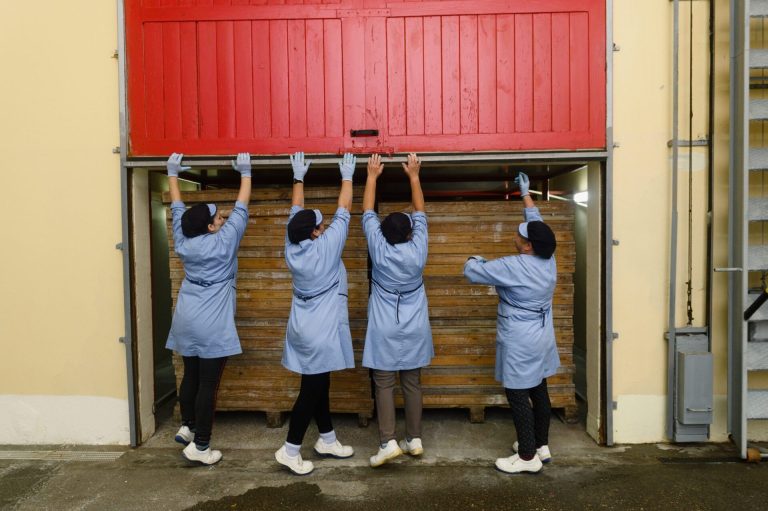 Teatro: Diário de uma República II – 1 outubro, 21h30Cineteatro da Casa Municipal da Cultura de Seia