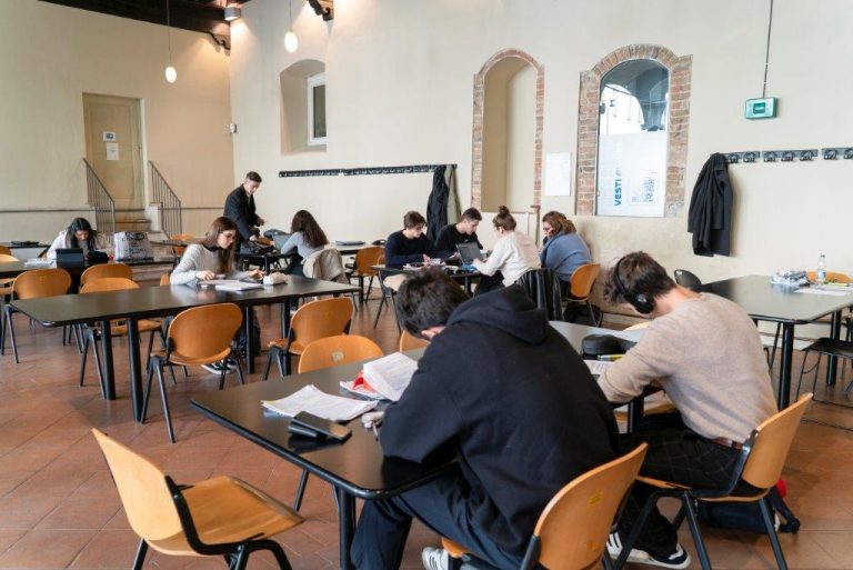 Politécnico da Guarda internacionaliza cursos para atrair alunos estrangeiros