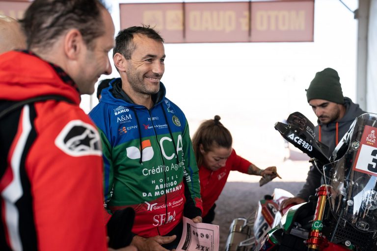 Piloto senense Mário Patrão de Honda no seu 11º Dakar