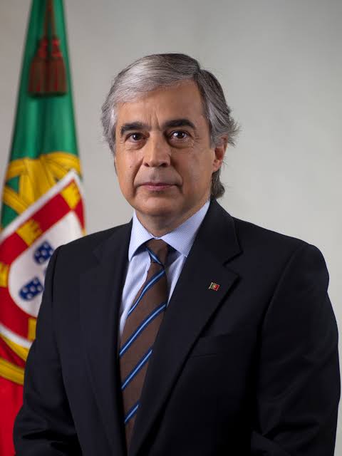 Aguiar-Branco almoça na Escola de Turismo e Hotelaria do IPG em Seia