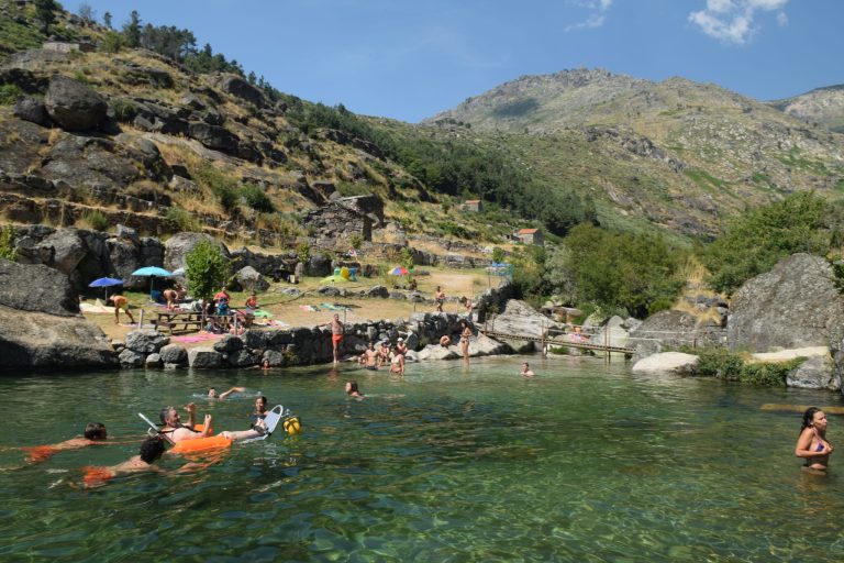Praias do concelho de Seia hasteiam bandeiras dia 29 de junho