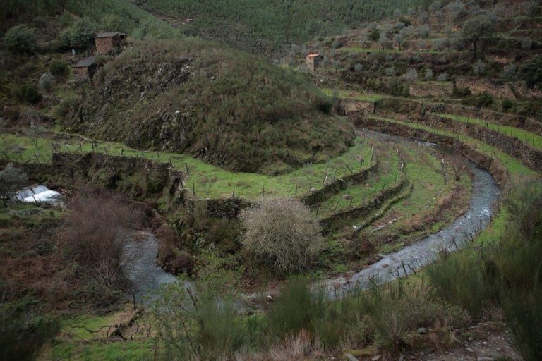 Descobrir a Serra da Estrela no Verão – CISE promove percursos pedestres