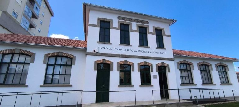 CIRAC celebra Implantação da República com Encontros de Outubro dedicados ao papel da mulher na História