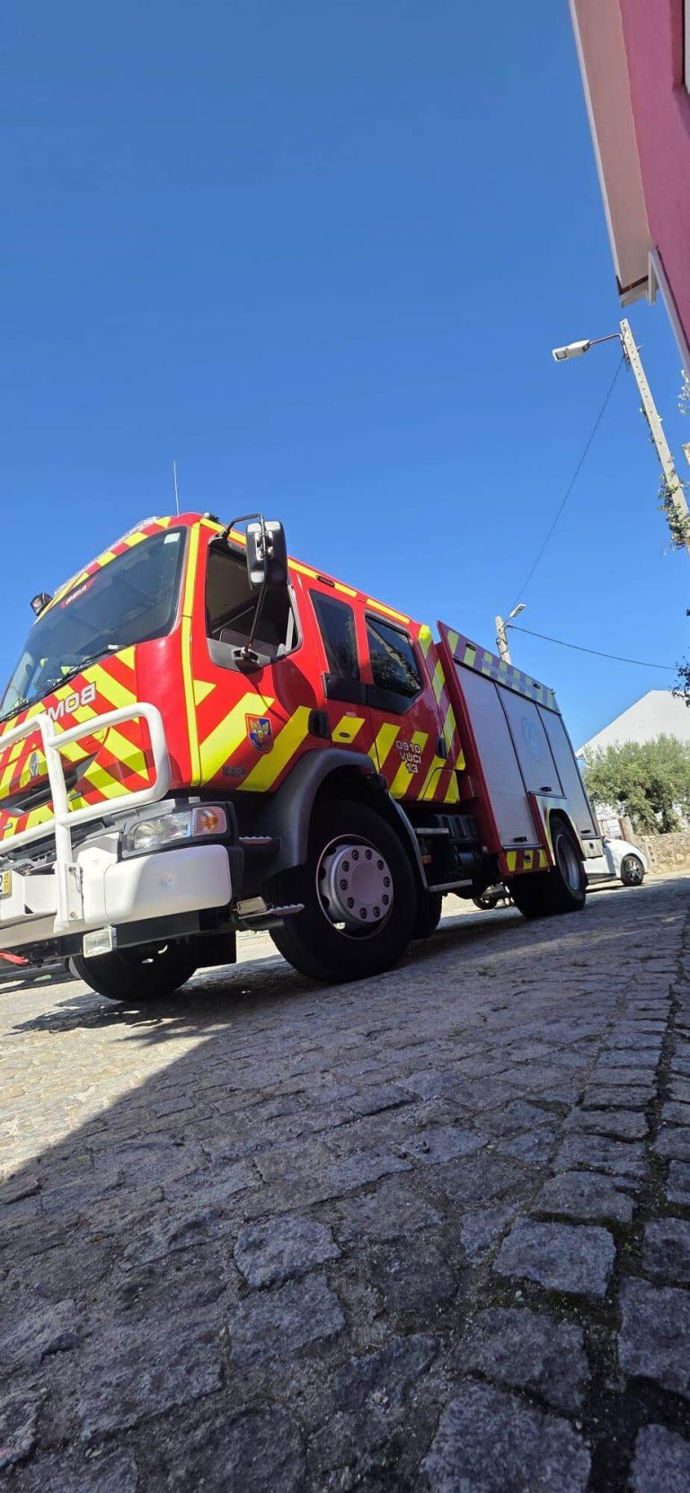 Acidente com trator provoca morte de septuagenário no Eirô (Santa Marinha)