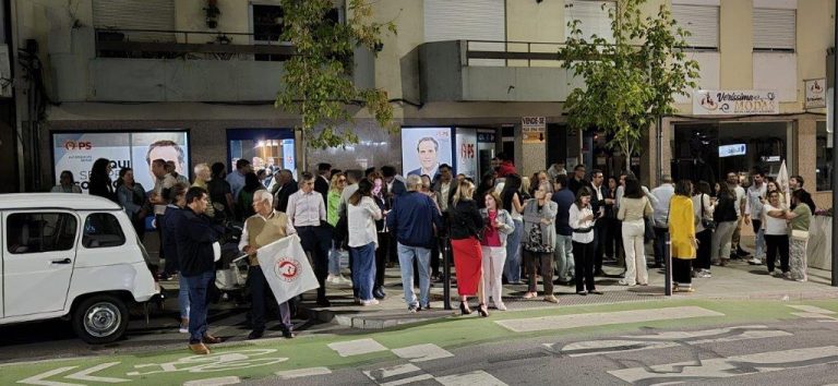 Reações às Autárquicas 2025: Ambiente de festa do PS em Seia após serem conhecidos os resultados