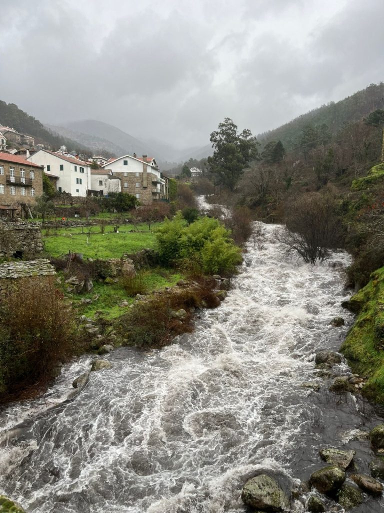 Mau tempo causa danos em infraestruturas da área de intervenção da APdSE, mas abastecimento de água está garantido