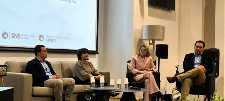 Médica Helena Figueiredo, um discurso emotivo e humanista, nas II Jornadas do Hospital de Seia – “Somos apenas pessoas, profissionais qualificados, a tratar de outras pessoas”