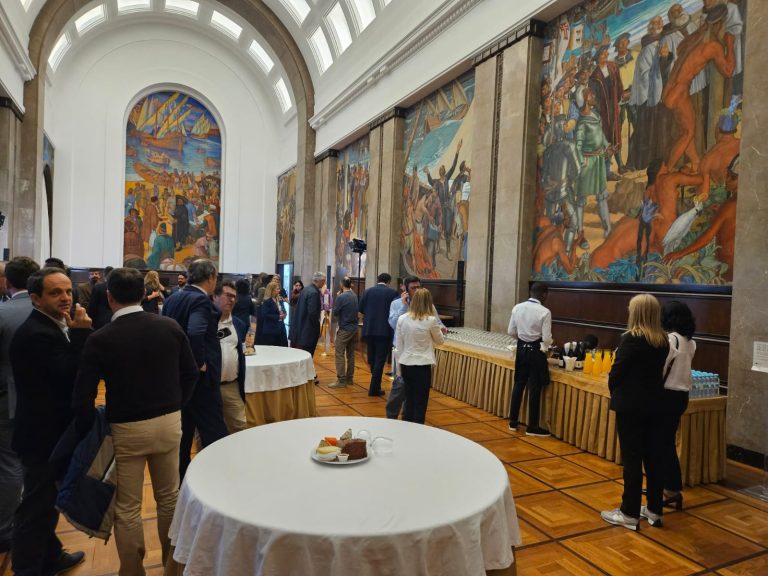 Seia mostra a sua identidade e potencial na Assembleia da República