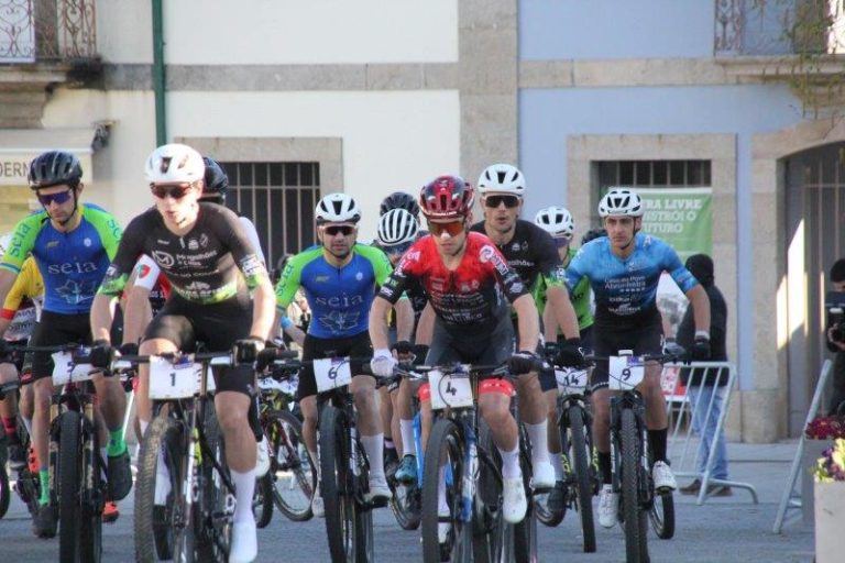 Clube BTT Seia brilha em Paredes de Coura e Mortágua