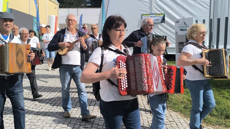 MEU DEUS® by UTMB® chegada dos atletas com muita animação
