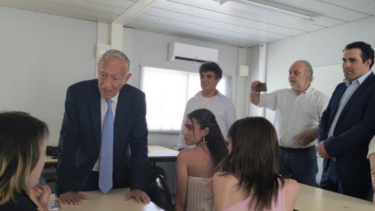 Marcelo Rebelo de Sousa marca presença nos “Dias Abertos” da Escola Secundária de Seia